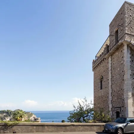 Eleonora Isola Bella Sea View Small Pool + Jacuzzi Villa