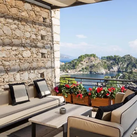 Villa Eleonora Isola Bella Sea View Small Pool + Jacuzzi