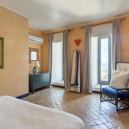 Eleonora Isola Bella Sea View Small Pool + Jacuzzi Villa *