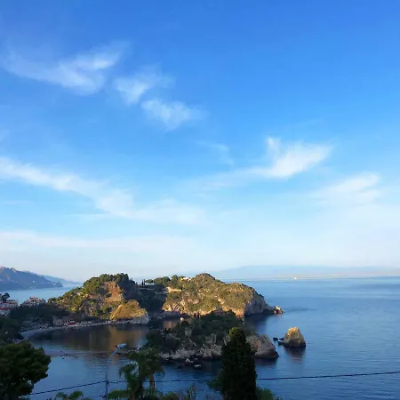 Eleonora Isola Bella Sea View Small Pool + Jacuzzi