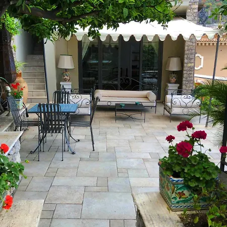 Villa Eleonora Isola Bella Sea View Small Pool + Jacuzzi Taormina