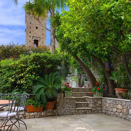 Eleonora Isola Bella Sea View Small Pool + Jacuzzi וילה