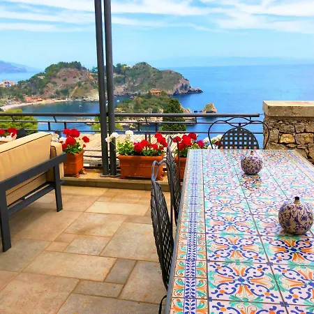 Eleonora Isola Bella Sea View Small Pool + Jacuzzi וילה *